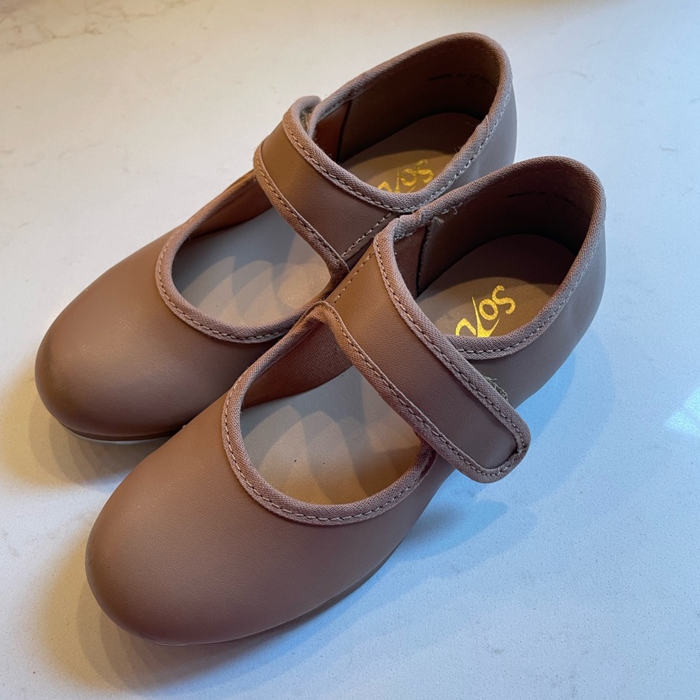Girls Velcro Tan tap shoes- size 10